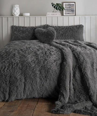 Hug & Snug Duvet Cover Fluffy Fur Fleece Cuddle Warm Quilt Bedding Set All Sizes